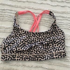Lululemon bra size 8